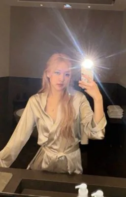 Ảnh bìa của [H cao 18+] Trừng phạt sóc nhỏ